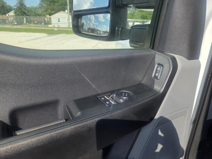 2025 Ford F-550 XL