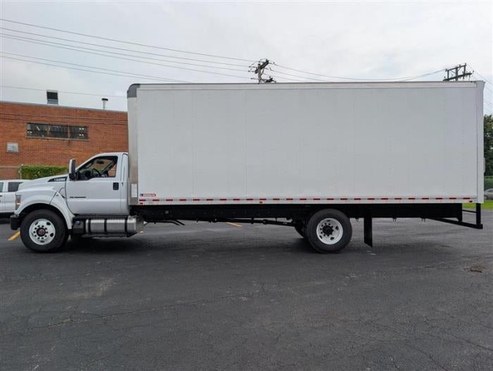 2027 Ford F-750 Preferred
