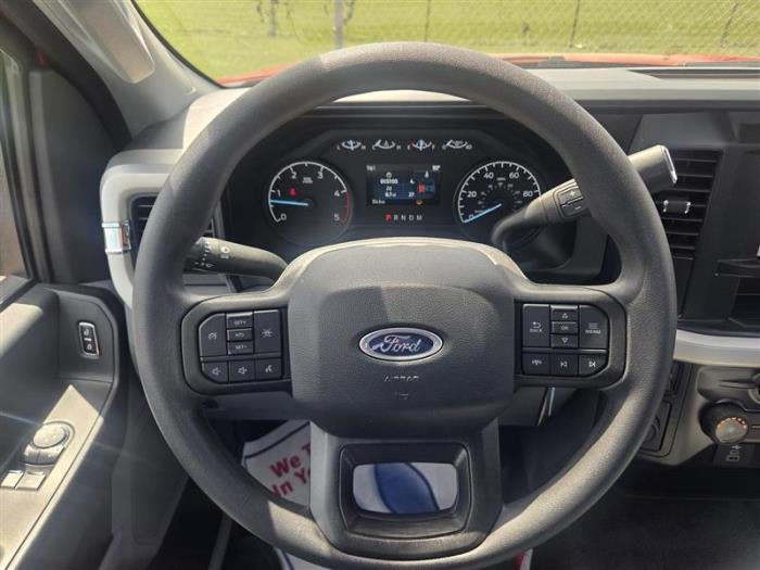 2023 Ford F-450 Base