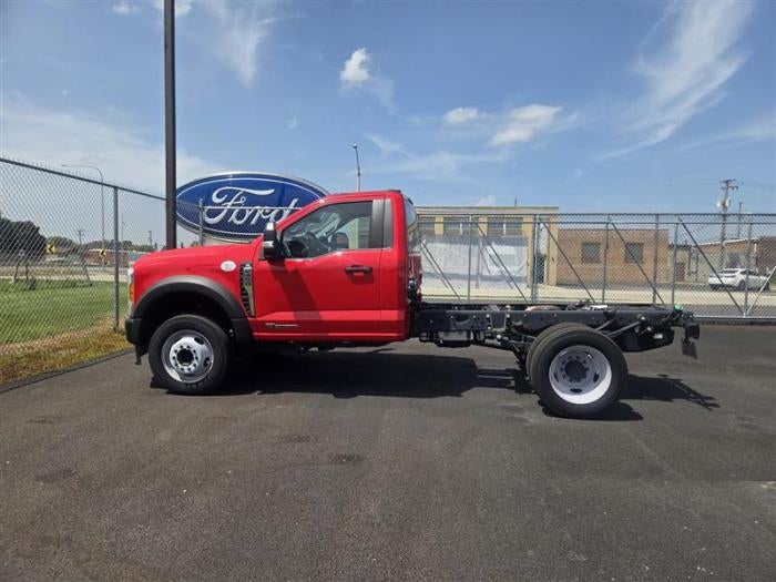 2023 Ford F-450 Base