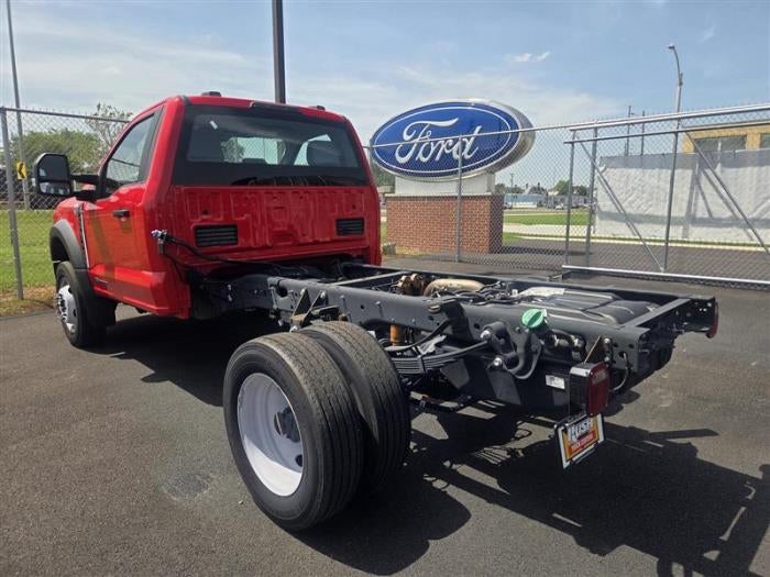 2023 Ford F-450 Base