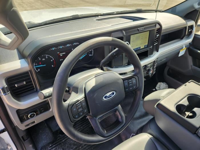 2025 Ford F-550 XL