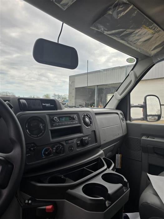 2025 Ford E-350 Standard