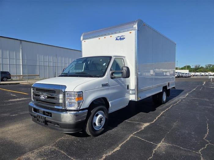 2027 Ford E-350 Standard
