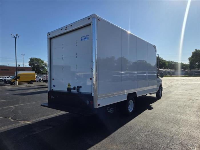 2027 Ford E-350 Standard