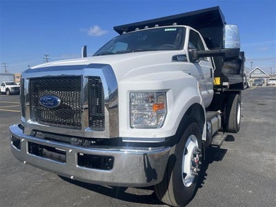 2026 Ford F-750 Standard
