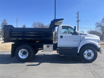 2026 Ford F-750 Standard