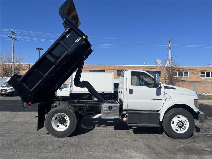 2026 Ford F-750 Standard