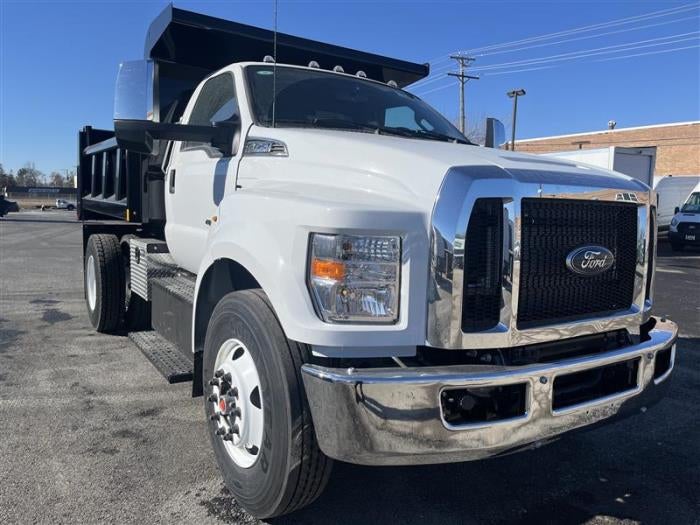 2026 Ford F-750 Standard