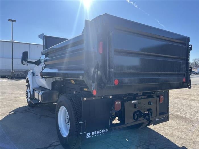 2026 Ford F-750 Standard