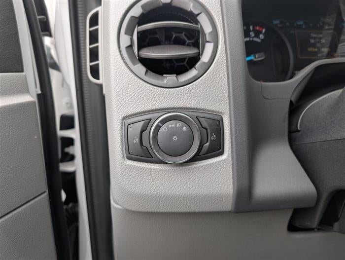 2026 Ford E-450 Standard