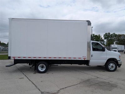 2026 Ford E-450 Standard