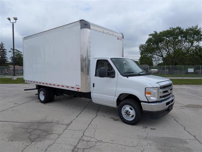 2026 Ford E-450 Standard