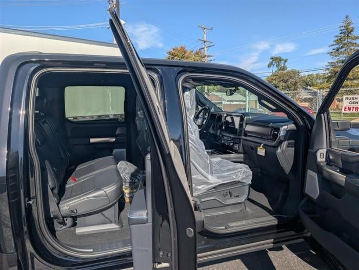 2027 Ford F-350 Platinum