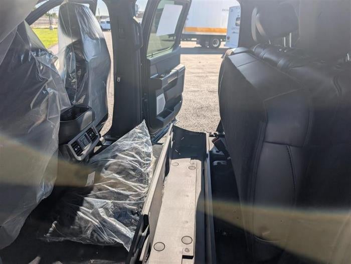 2027 Ford F-350 Platinum