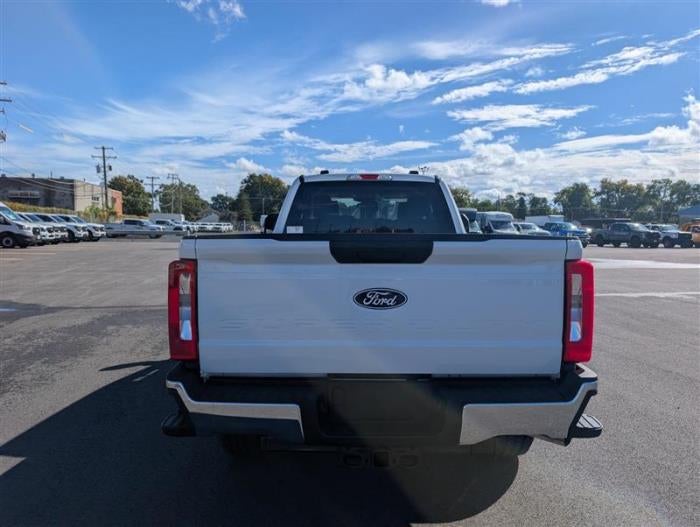 2027 Ford F-350 XLT