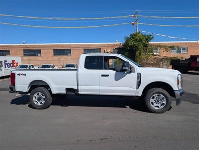 2027 Ford F-350 XLT
