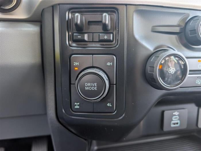 2027 Ford F-350 XLT
