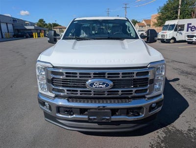 2027 Ford F-350 XLT