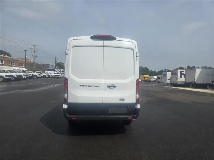 2026 Ford Transit-250 XL